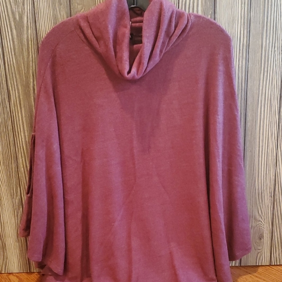 Burgundy Sleeve Poncho Sweater - Picture 4 of 7